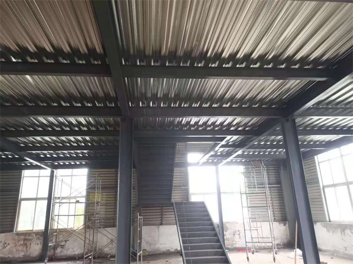   雙流展廳鋼混結(jié)構(gòu)搭建