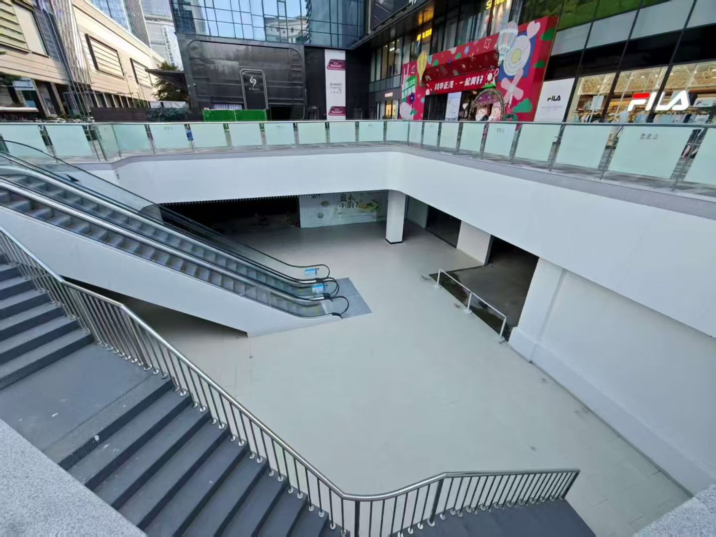 熱烈祝賀茂業(yè)天地地下廣場順利竣工